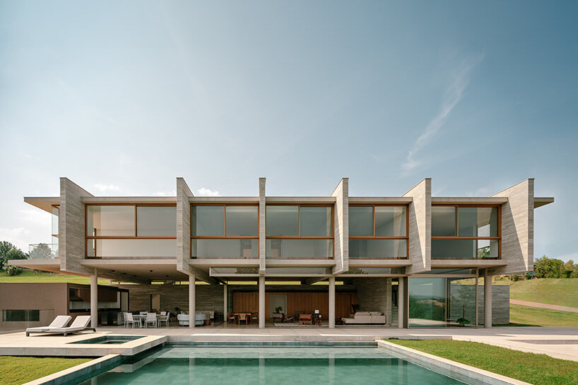 FGMF arquitetos frames brazilian landscape through casa aroeira’s expressive structure post thumbnail image
