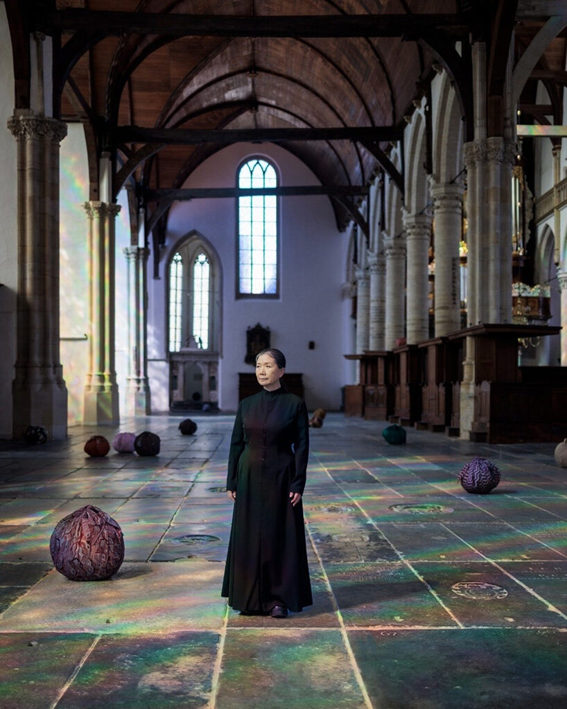 kimsooja celebrates amsterdam’s diversity with ethereal installation in historic oude kerk post thumbnail image